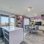 Summer Orchid - Spacious Duplex By The & Ps5 Apartmán