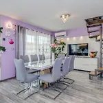 Summer Orchid - Spacious Duplex By The & Ps5 * Stobreč