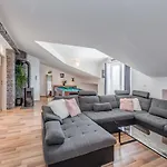 Apartmán Summer Orchid - Spacious Duplex By The & Ps5 Stobreč