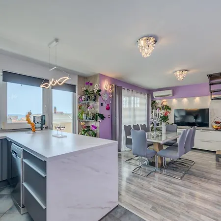Summer Orchid - Spacious Duplex By The & Ps5 شقة