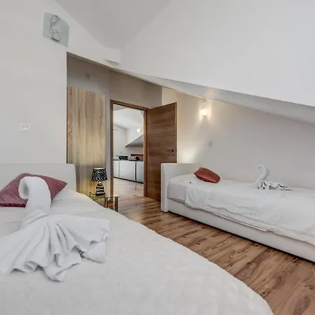 Summer Orchid - Spacious Duplex By The & Ps5 شقة