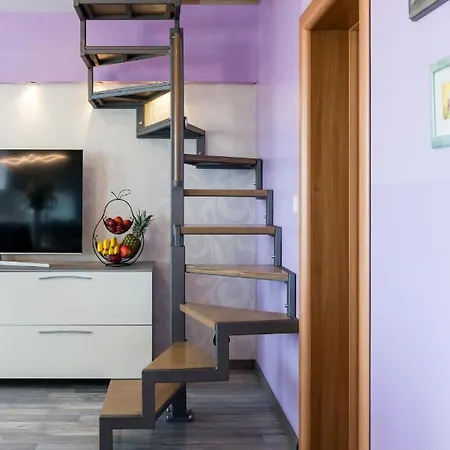 Apartment Summer Orchid - Spacious Duplex By The & Ps5 Stobrec