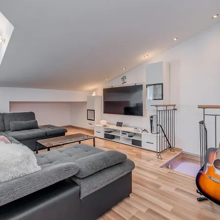 Summer Orchid - Spacious Duplex By The & Ps5 Apartment *